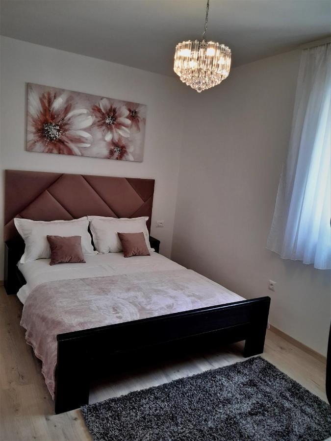 Luxury Apartment Makarska 2Min From Beach מראה חיצוני תמונה