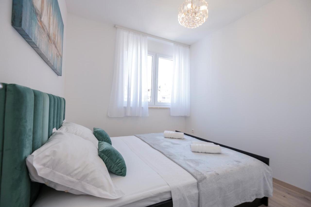 Luxury Apartment Makarska 2Min From Beach מראה חיצוני תמונה