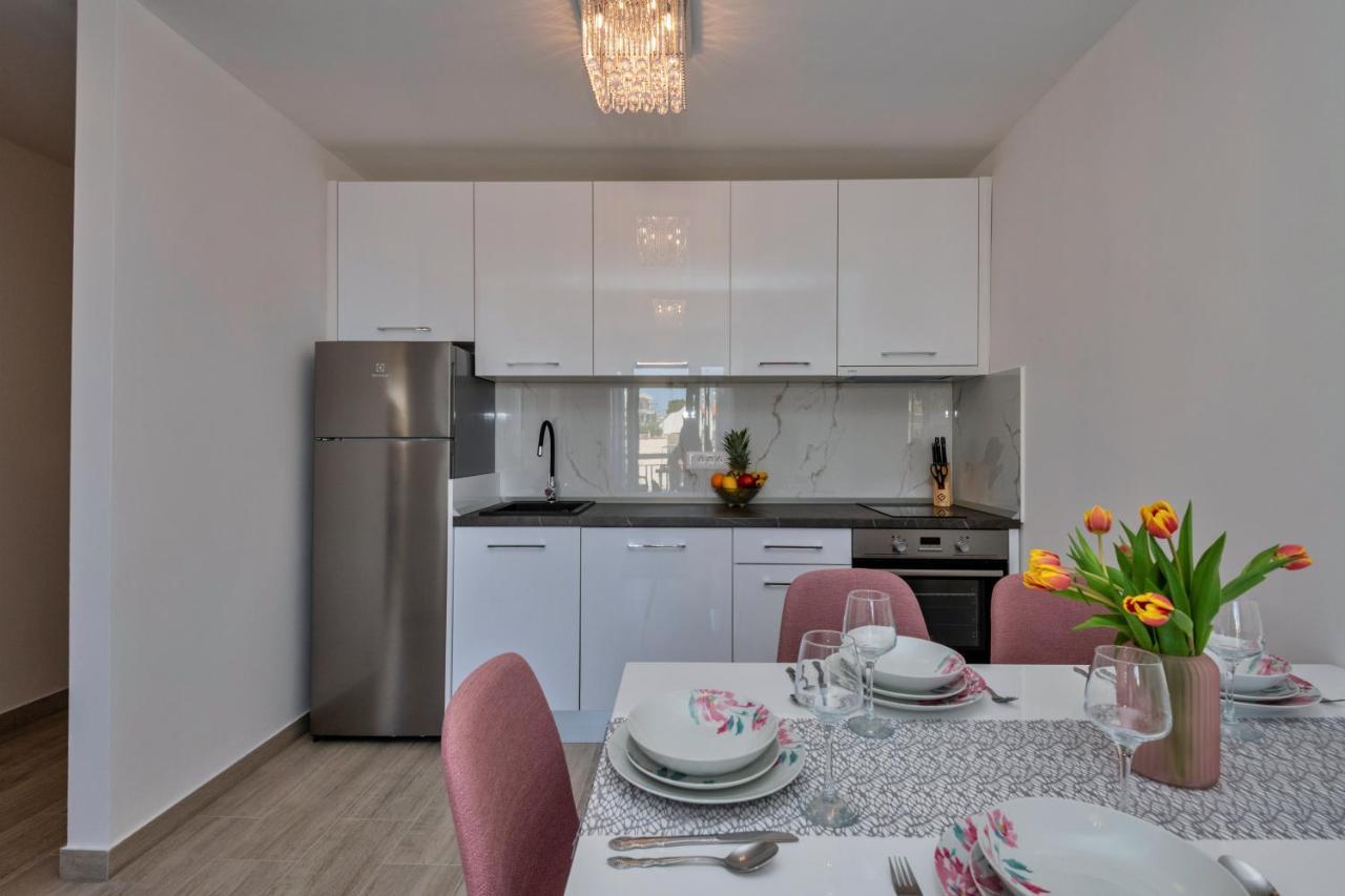 Luxury Apartment Makarska 2Min From Beach מראה חיצוני תמונה