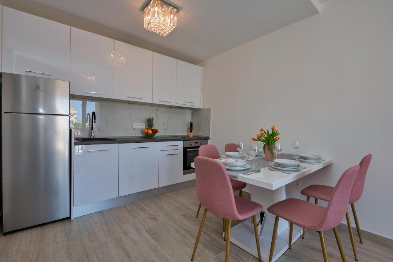 Luxury Apartment Makarska 2Min From Beach מראה חיצוני תמונה